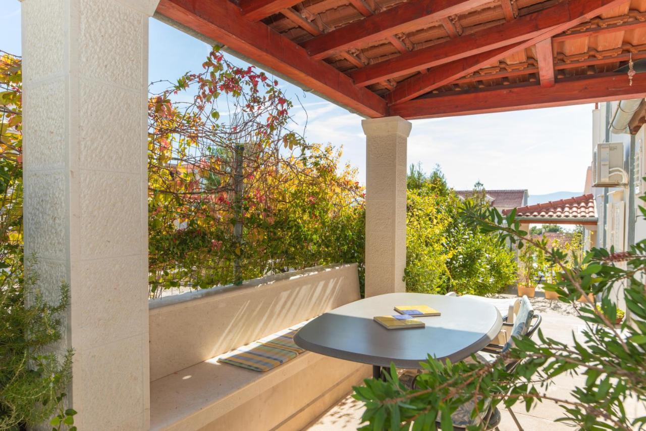 Apartments Lux 볼 외부 사진