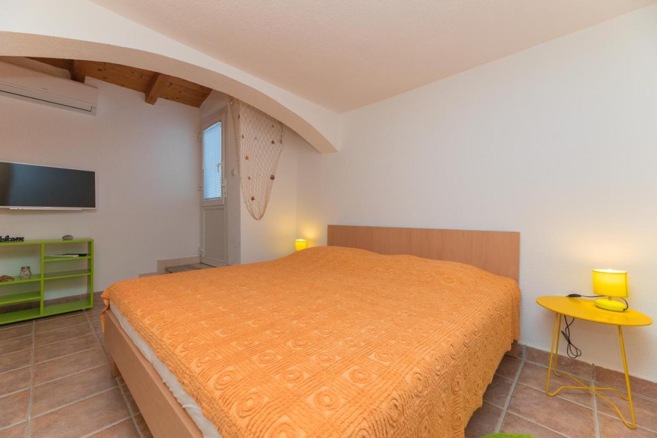 Apartments Lux 볼 외부 사진