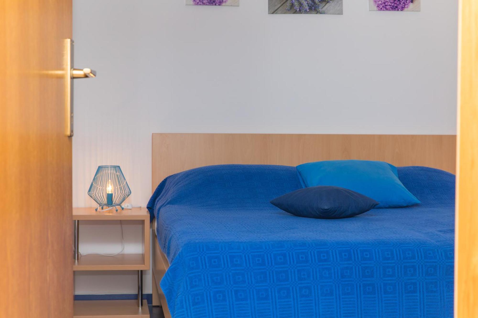 Apartments Lux 볼 외부 사진