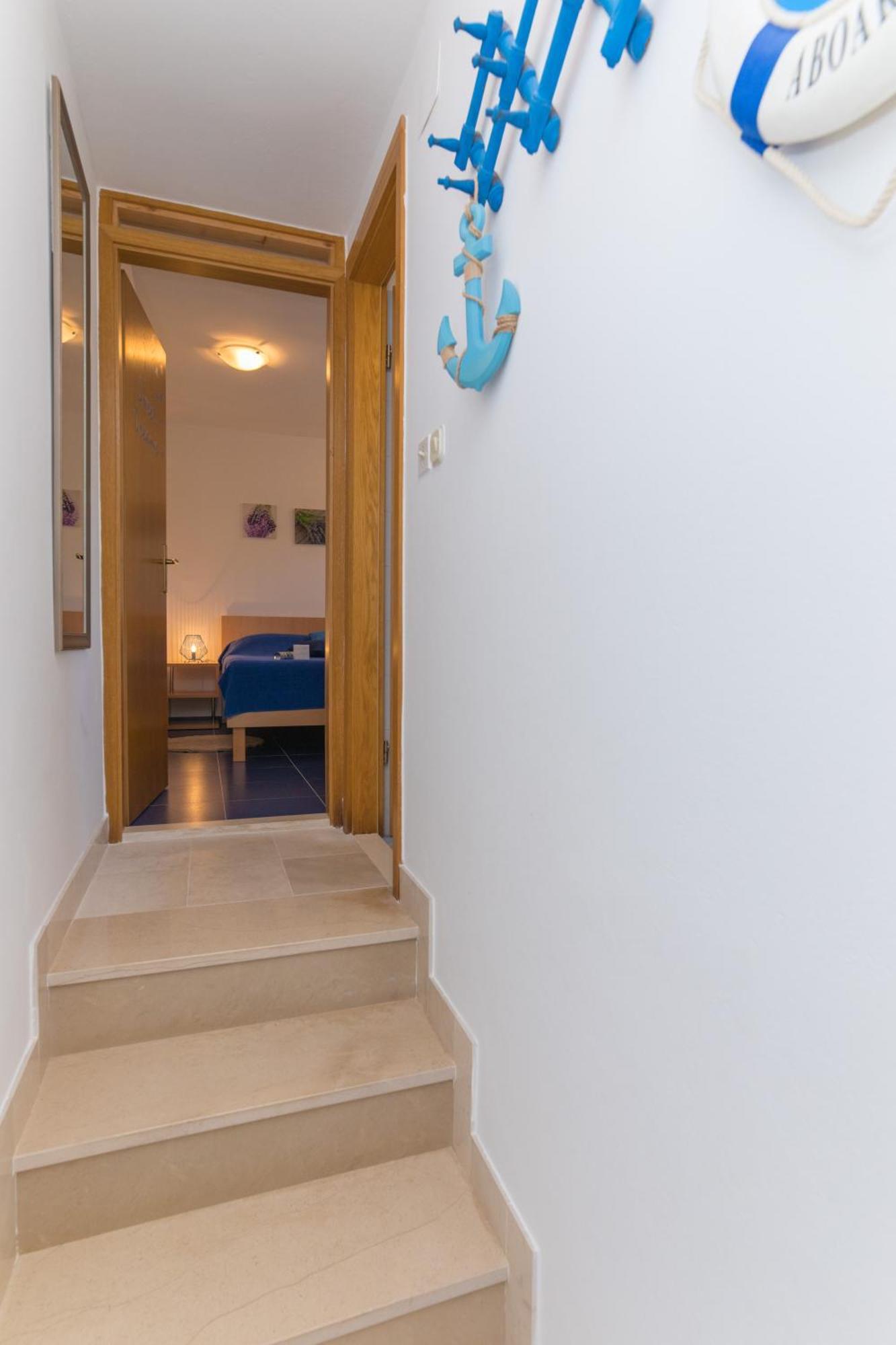 Apartments Lux 볼 외부 사진