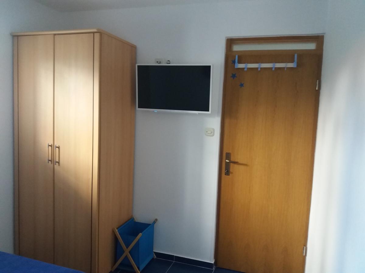 Apartments Lux 볼 외부 사진